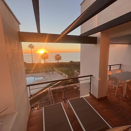 Sunrise Beach Front - Casares Del Mar Exterior photo