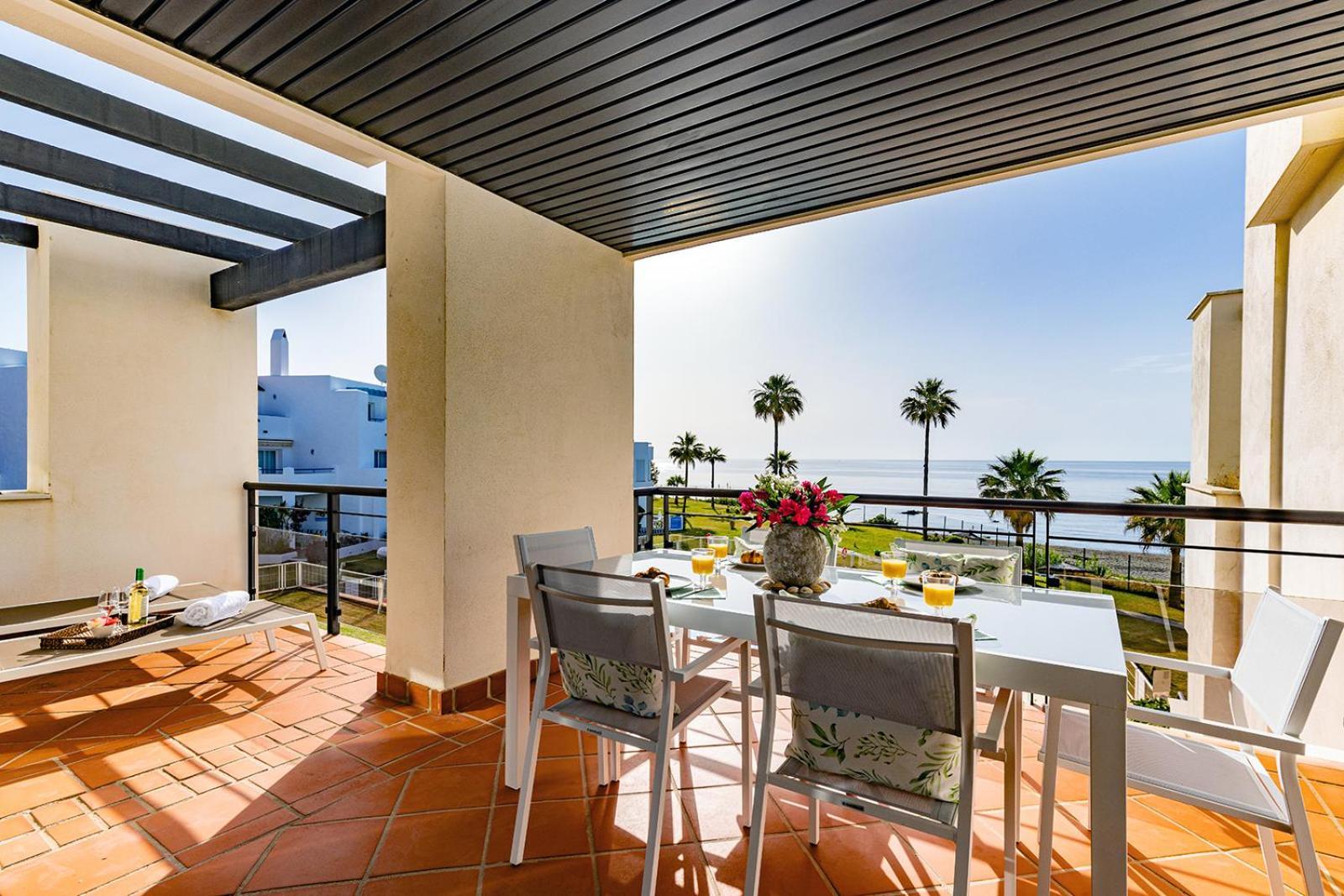 Sunrise Beach Front - Casares Del Mar Exterior photo