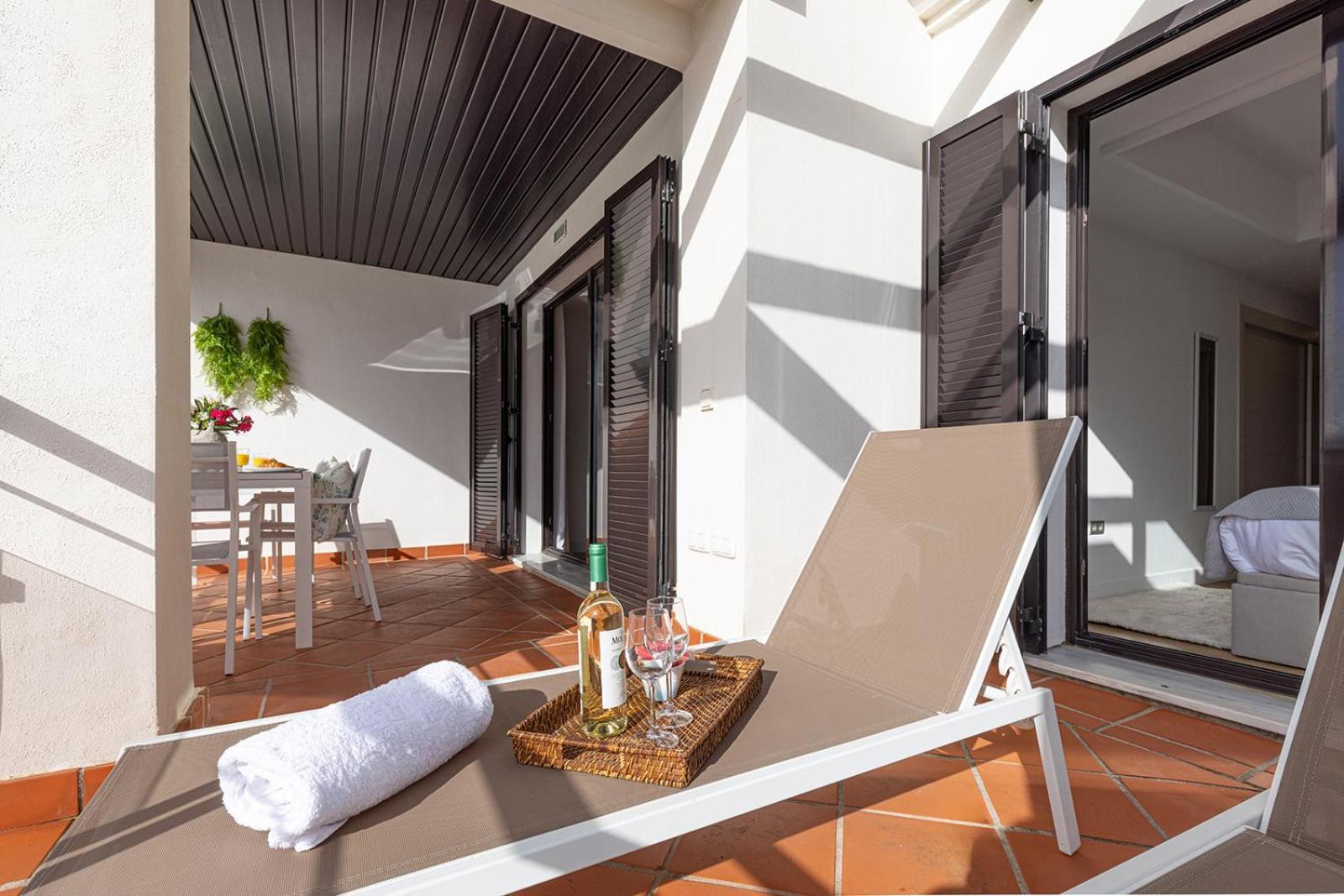 Sunrise Beach Front - Casares Del Mar Exterior photo