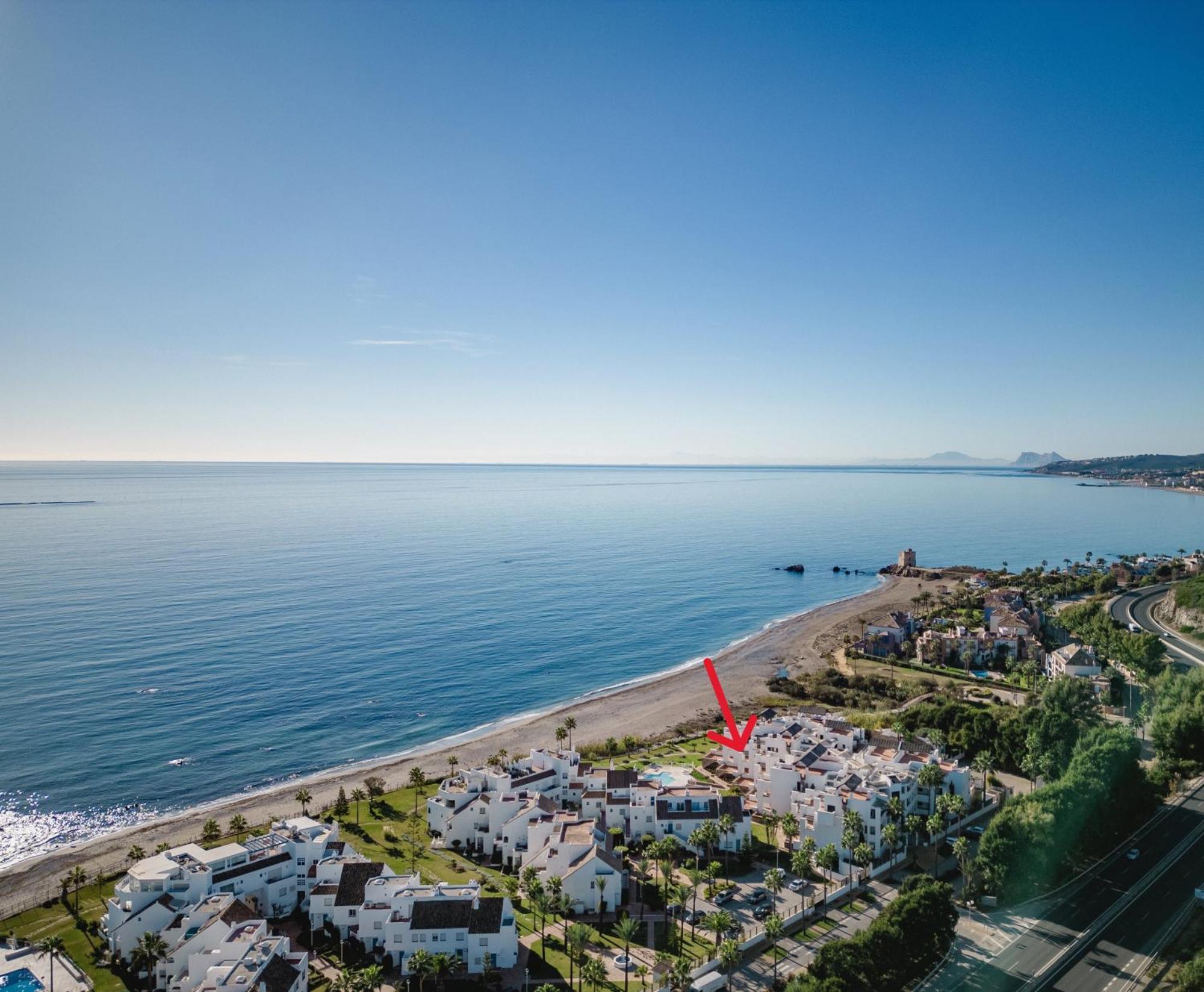 Sunrise Beach Front - Casares Del Mar Exterior photo